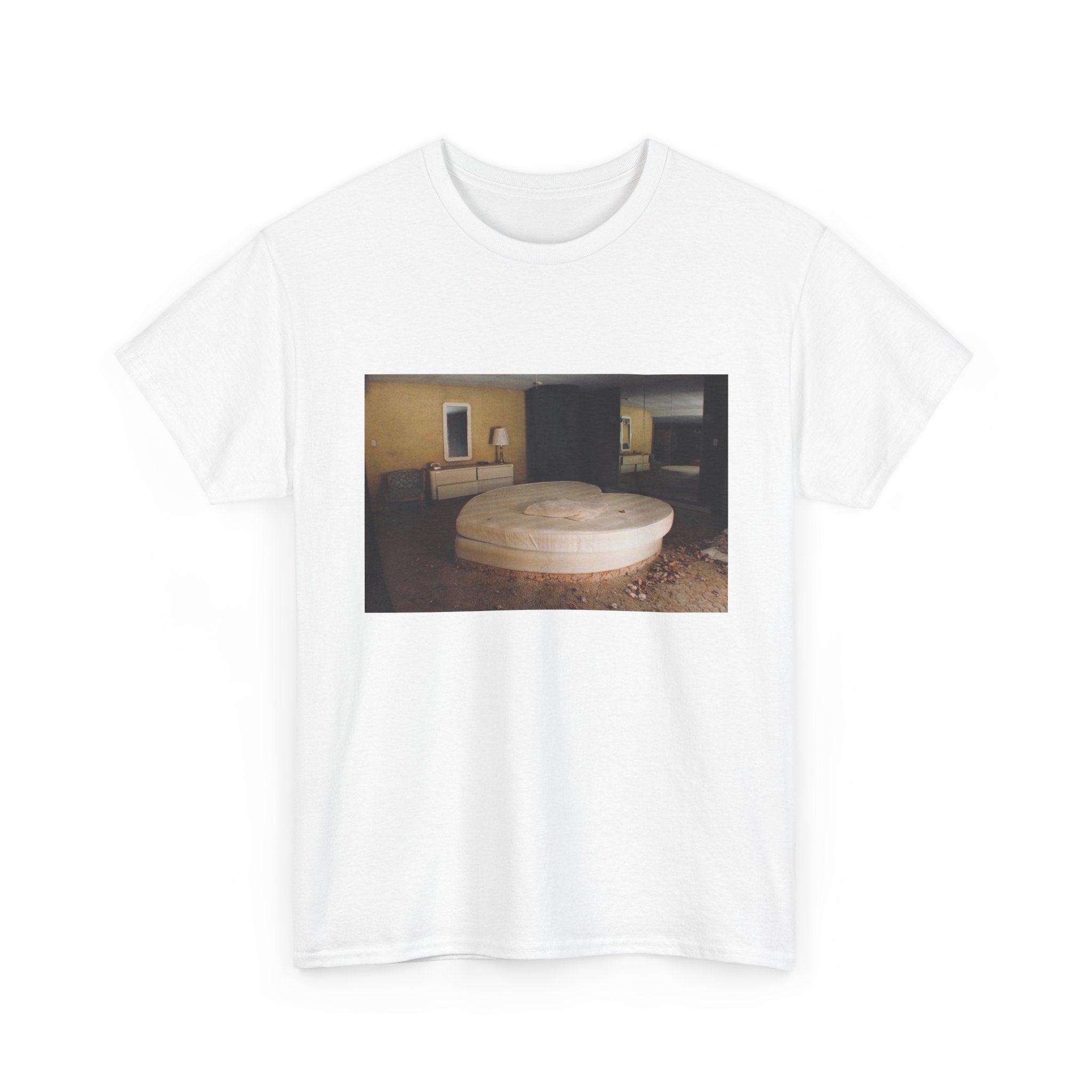 Artistic Vintage Tee, Unisex Heavy Cotton Tee, Unique Graphic Tee, Casual Everyday Shirt, Perfect Gift for Art Lovers